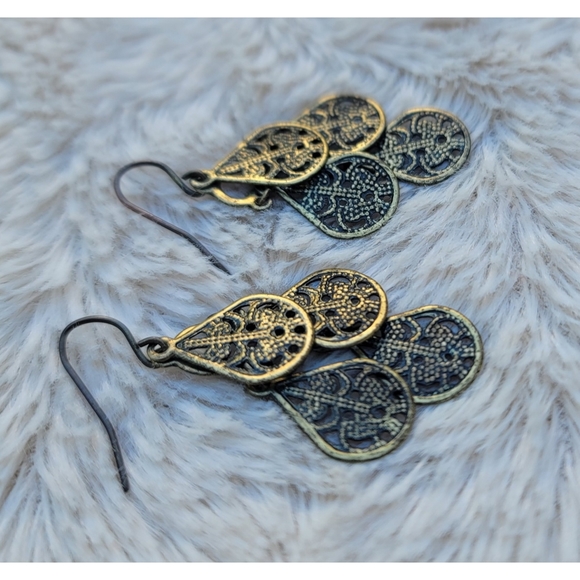 Boho tear drop chandelier dangle earrings - Picture 5 of 17